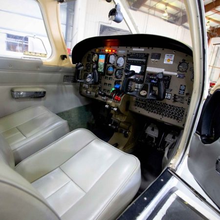 Piper Seminole Interior