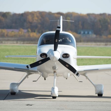 flight-training-hero